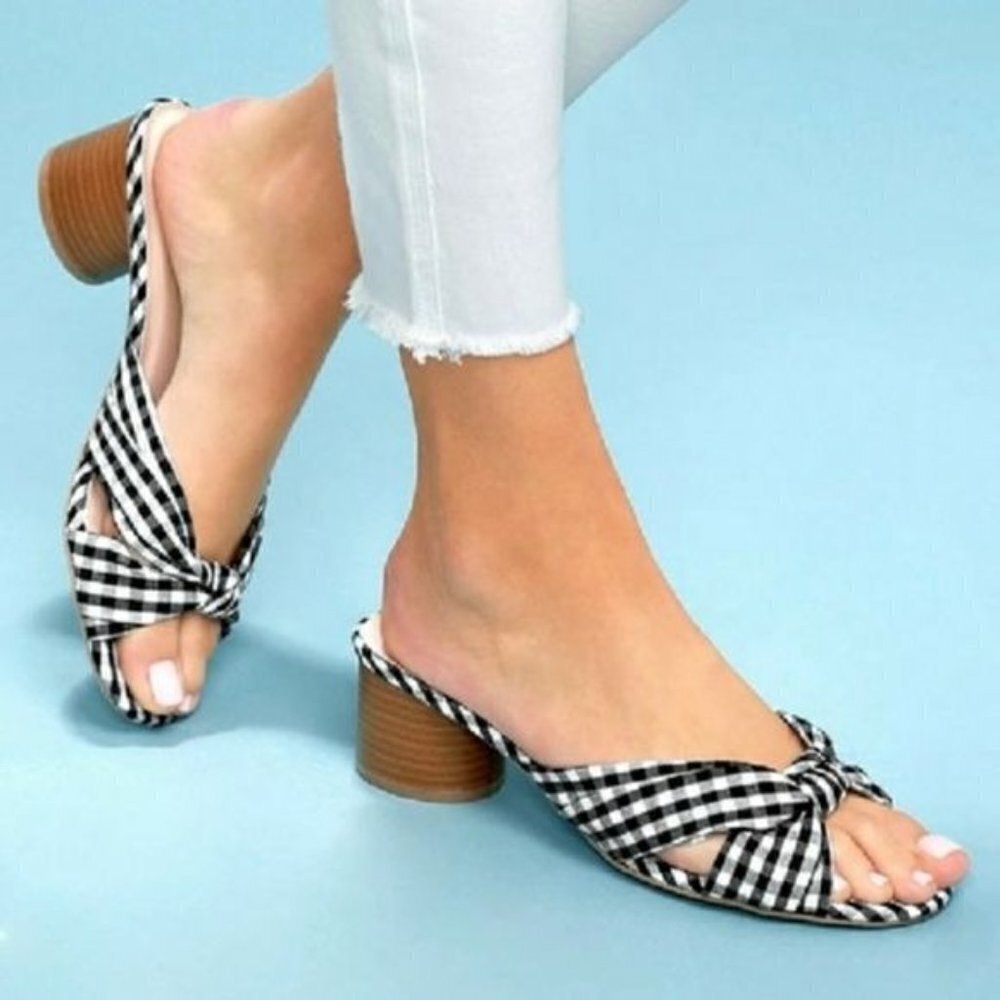Lulus Luca Black and White Gingham Mules Size 6.5